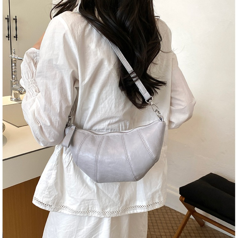 Soft PU Semicircle Shoulder Ba - Half Moon Crescent 评论和价格