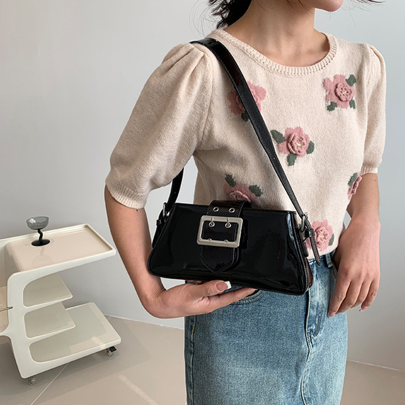 Silver Shoulder Bags for Women - Women Bags Chanel 评论和价格