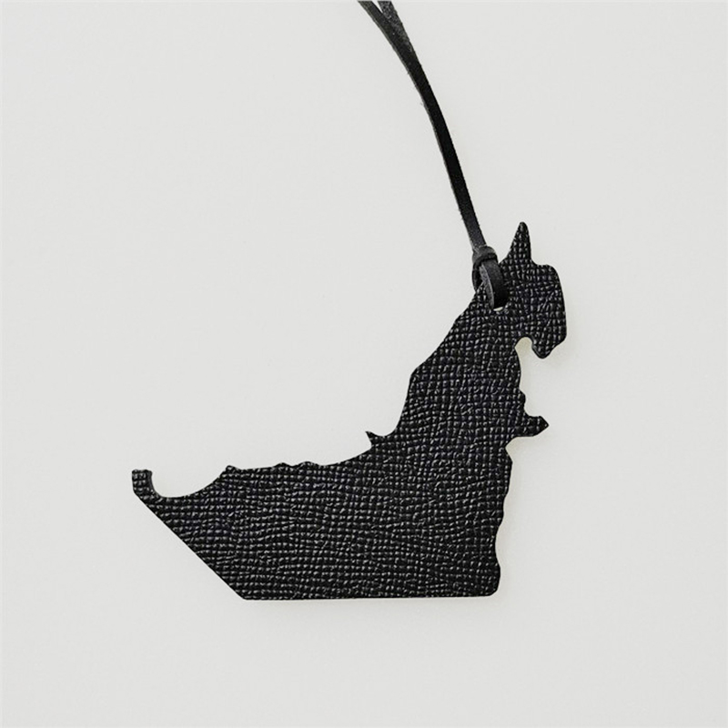New Famous Brand Charm Backpac - Women Bags Uae 评论和价格